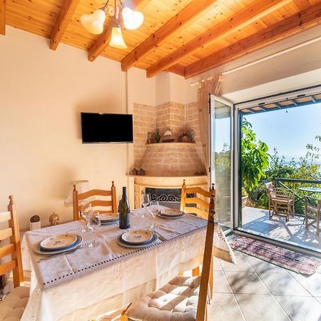 Vila Balis Panorama Chlomos Exteriér fotografie